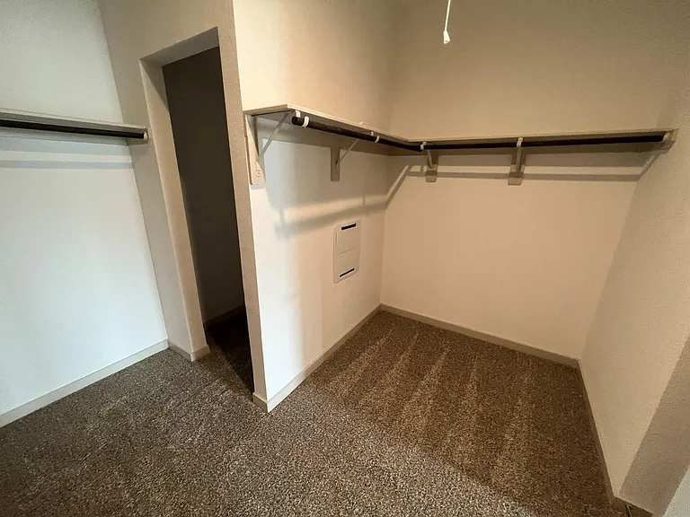 618 Thunder Cloud Dr — Photo 36