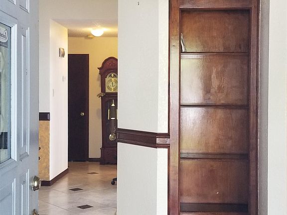 4th image of 6005 Williston Dr