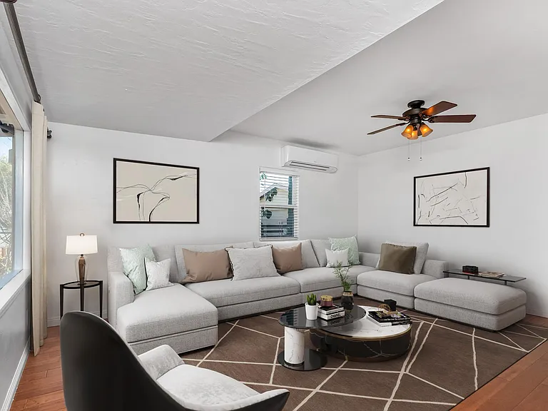 2235 Polk Ave — Photo 7
