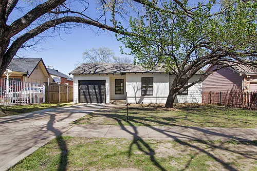 1232 W Beddell St Photo 1 1232 W Beddell St Photo 1