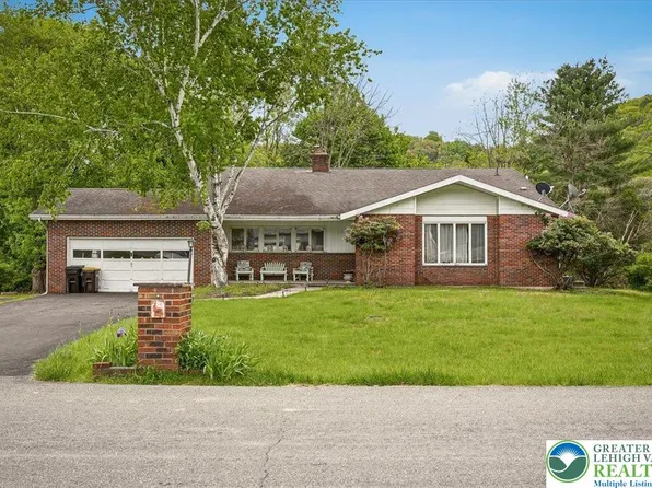 310 Albert Rd, Stroudsburg, PA 18360