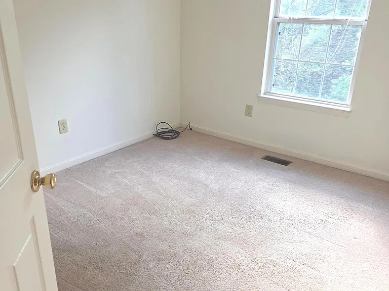 20319 Kellys Ln — Photo 6