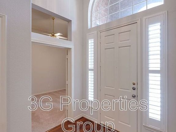 4th image of 8611 Forest Glen Dr