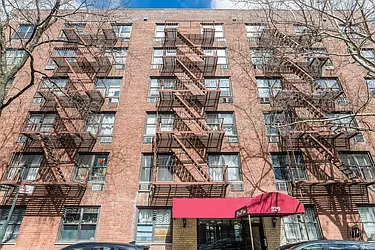 Rented by Barkoff Residential 