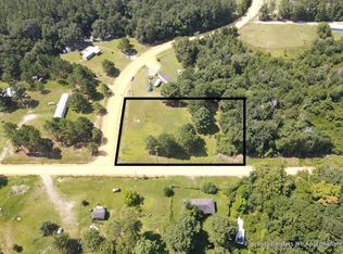 105 Huckleberry Rd, Fitzgerald, GA 31750