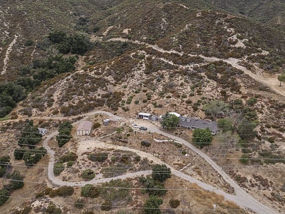 2nd image of 39661 San Francisquito Canyon Rd