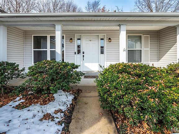 5th image of 1227 Park Meadow Dr