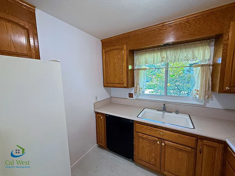 3174 Colfax Ct — Photo 13