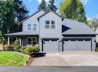 9535 SW Cherry Ln, Tualatin, OR 97062