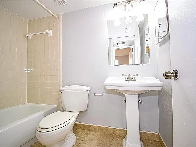 5040 Terrace Palms Cir #201 — Photo 11