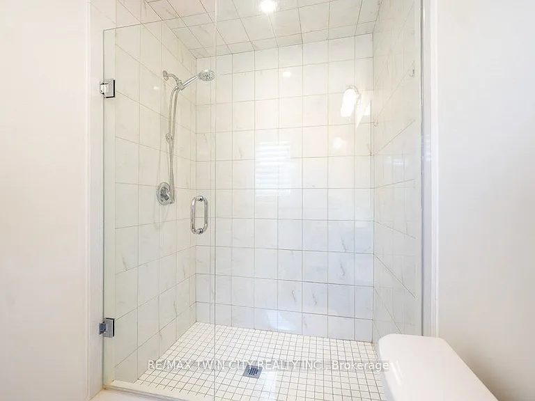 455 Guelph Ave #20 — Photo 26