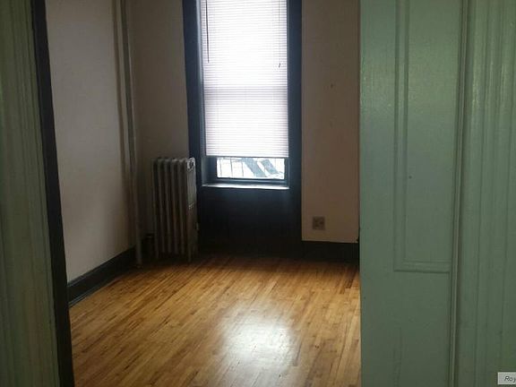 2nd image of 750 Washington Ave APT 2LR