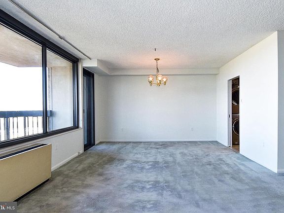 3rd image of 3701 S George Mason Dr Unit 1906N