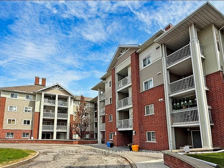 5225 Finch Ave E #423 — Photo 1