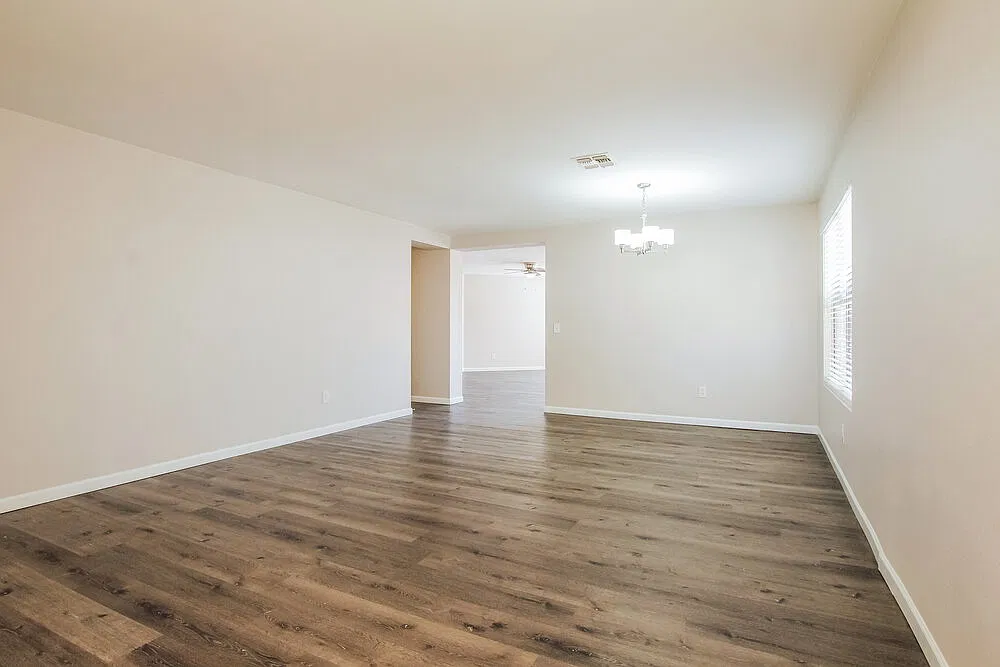 3 bed, 2.0 bath, 1662 sqft, $1,895 — Photo 3
