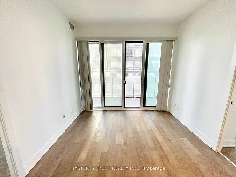 7 Grenville St #1601 — Photo 15
