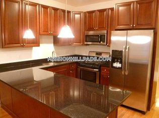 15 Burney St, Roxbury Crossing, MA 02120