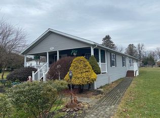 8763 Breinig Run Cir, Breinigsville, PA 18031