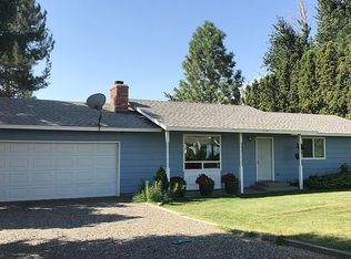 7303 W Davis Rd NW, Benton City, WA 99320