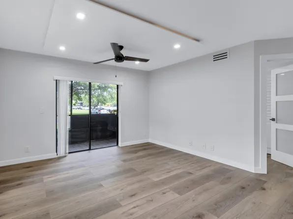 655 Trace Circle #107, Deerfield Beach, FL 33441