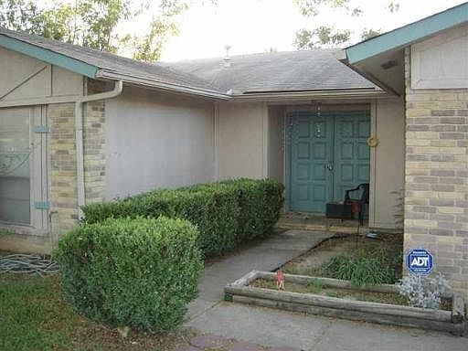 3rd image of 7703 GLEN MONT DR