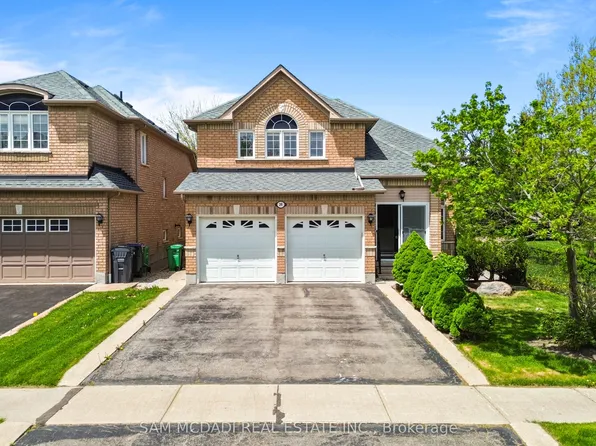 38 Maple Beach Cres, Brampton, ON L7A 2T8