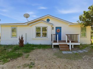 16071 S Zuni Dr, Mayer, AZ 86333