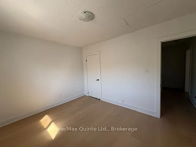 174 Queen St #6 — Photo 10