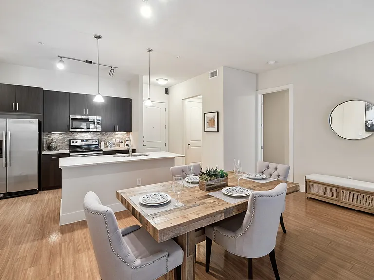 Ridgegate_interior_kitchen dining