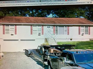 587 Fawn Rd, East Stroudsburg, PA 18301
