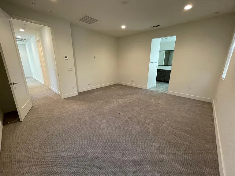 12256 Chorus Dr — Photo 18