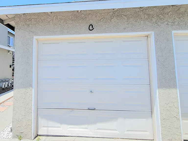 4146 Redondo Beach Blvd #C — Photo 21