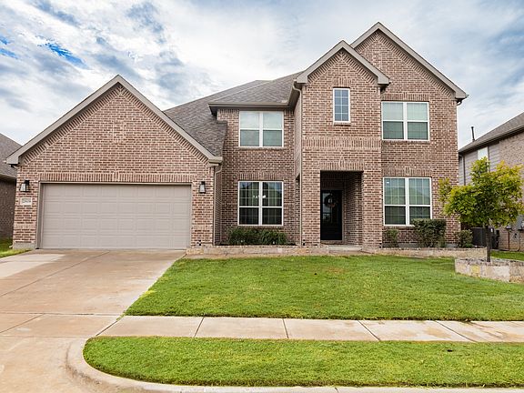 2nd image of 2808 Ranger Ln