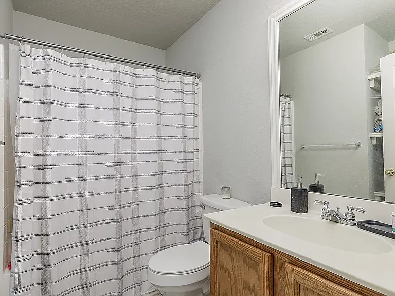 8833 Wayne St — Photo 7