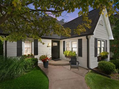 1960 Elmore Ave, Downers Grove, IL, 60515