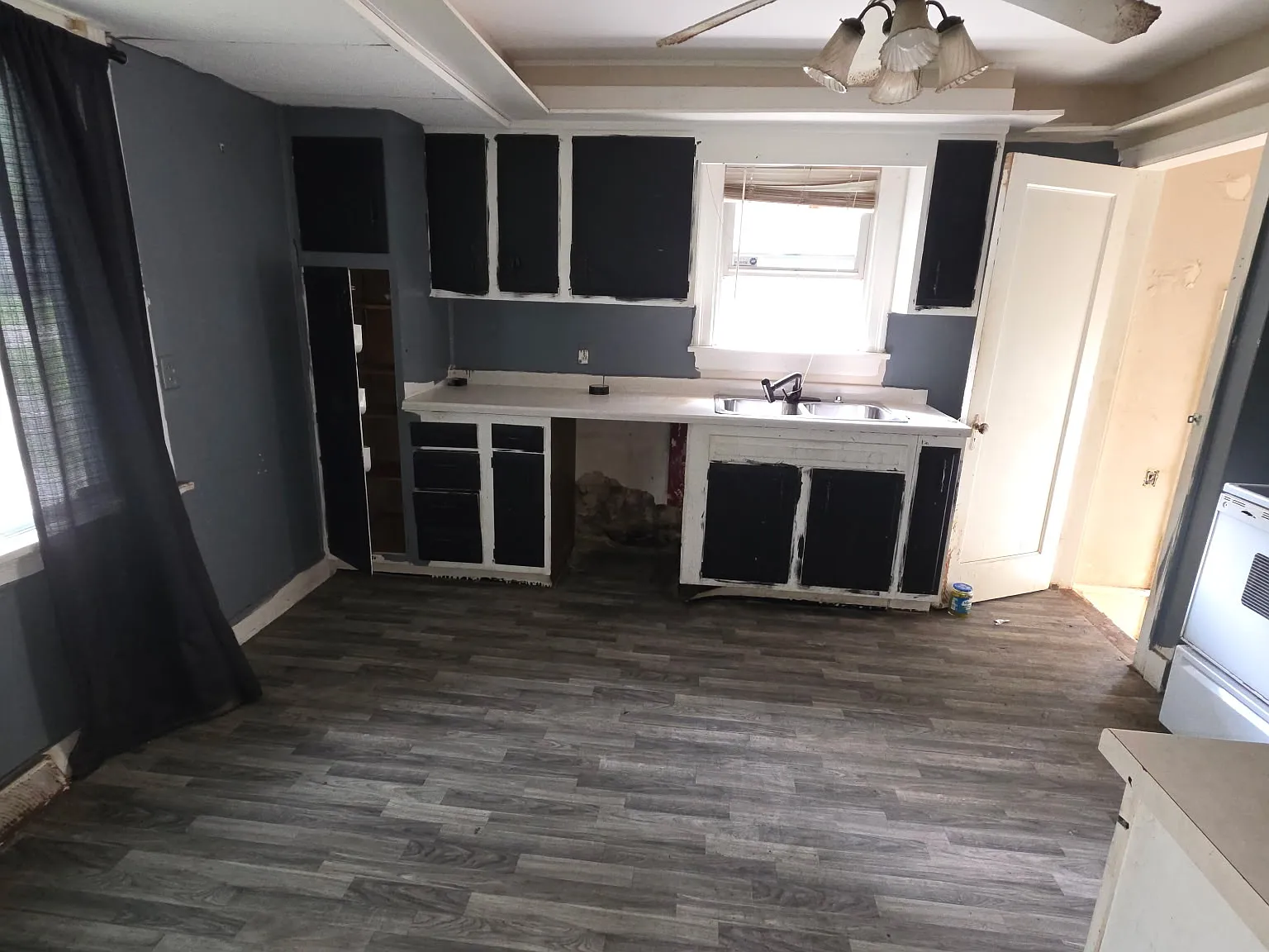 A Spacious Decatur Home with Room to Grow for Only $850/Month — Photo 3