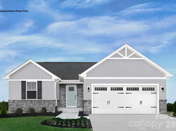 993 Pemberley St, Lancaster, SC 29720