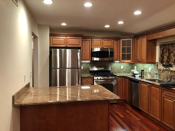 3rd image of 441 Liberty Ave Floor 2