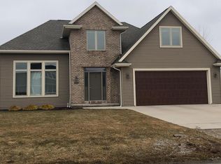 5375 N Amethyst Dr, Appleton, WI 54913