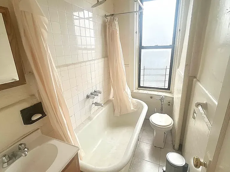 332 Rutland Rd #D1 — Photo 5