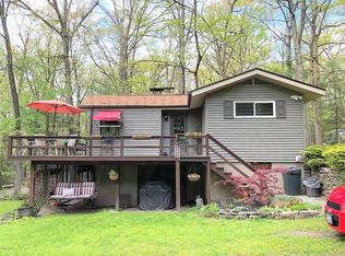 110 Deer Rd, Greentown, PA 18426