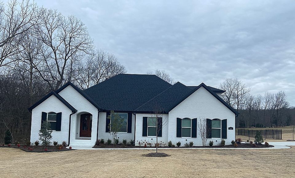 1st image of 532 Knollwood Dr