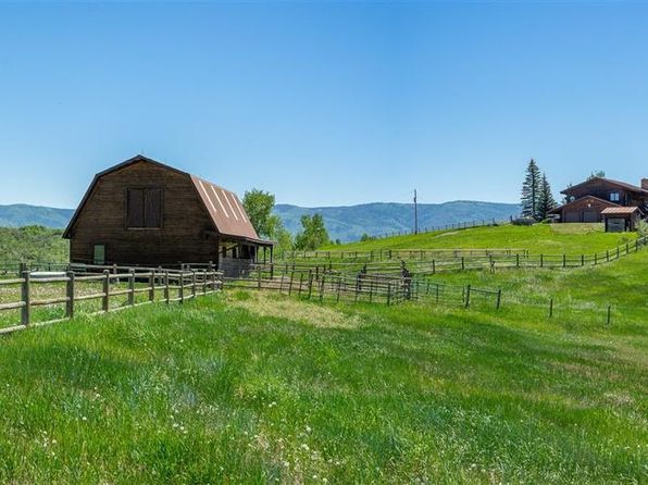 Log Cabin Steamboat Springs Real Estate 1 Homes For Sale Zillow