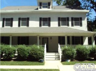 18 Colonial Sq, Middletown, NJ 07748