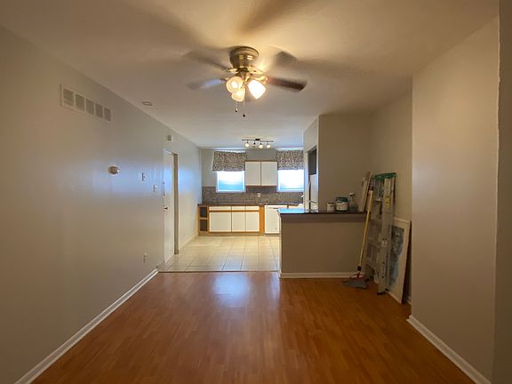 4th image of 1803 S 8th St Floor 1