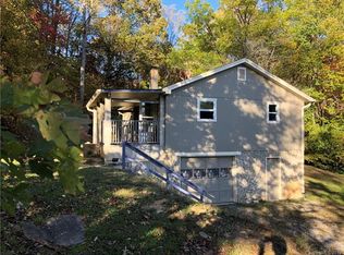 614 Old Fort Rd, Fairview, NC 28730