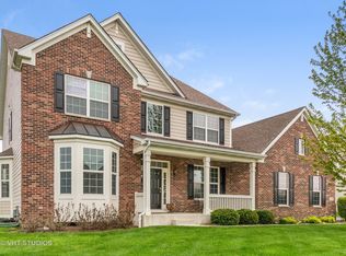 427 Helen St, Crystal Lake, IL 60014