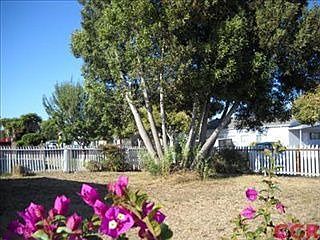 4th image of 1017 E Airport Ave