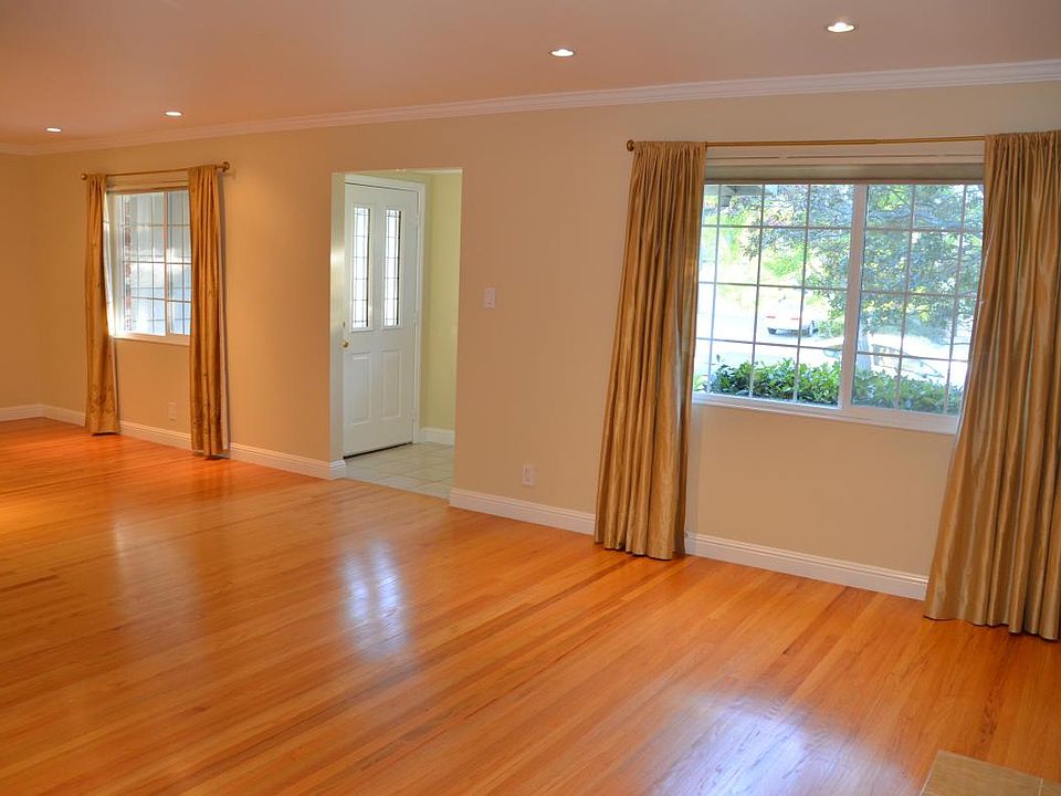 Living/Dinning Room