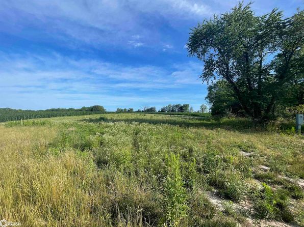 Pin Oaks LOT 8, Mount Pleasant, IA 52641